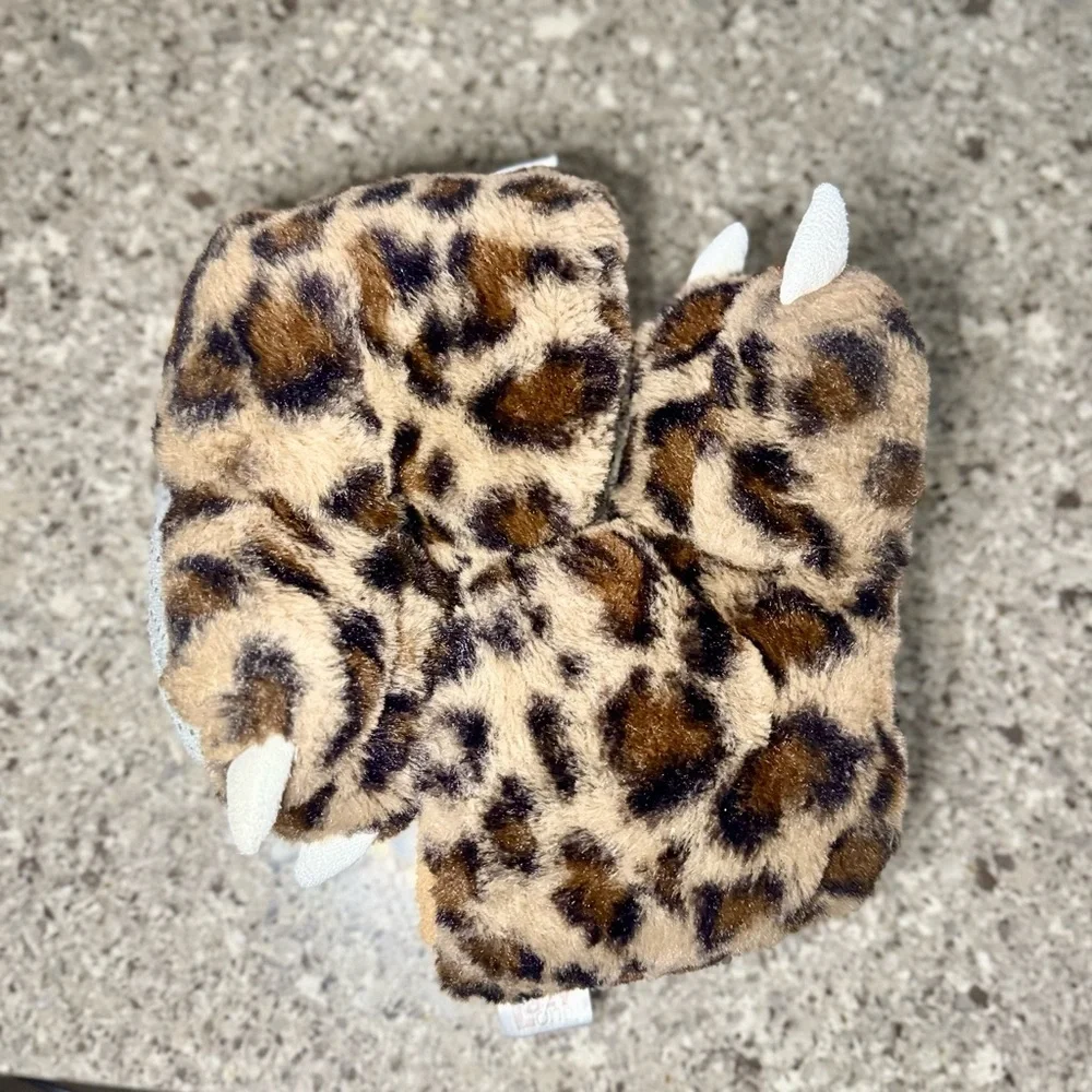Lazy One Leopard Kid Slippers - Size Small (9C-11C) 🐾👣
